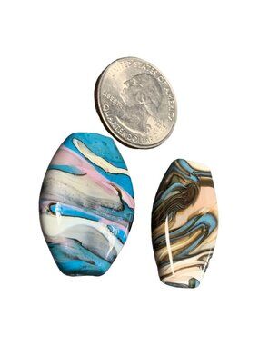 Set of 2 Handcrafted Swirled Oval Art Lampwork Glass Beads